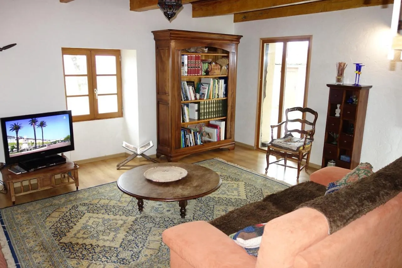 Holiday home Maison Sur La Colline Cheminee Wifi Proche Thermes Aubin  France