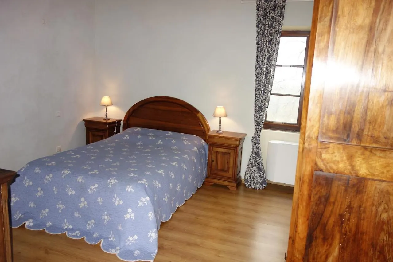 Maison Sur La Colline Cheminee Wifi Proche Thermes Aubin  Holiday home Aubin (Aveyron)