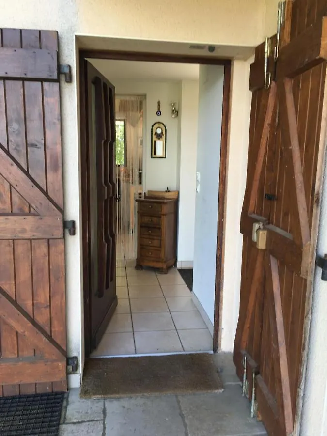 Maison Sur La Colline Cheminee Wifi Proche Thermes Aubin  0*, Aubin (Aveyron)